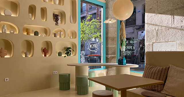 Mamá Pottery Café es uno de los mejores lugares de Madrid para explorar tu lado más artístico